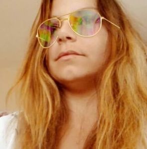 Meet your Posher, Marie-christine